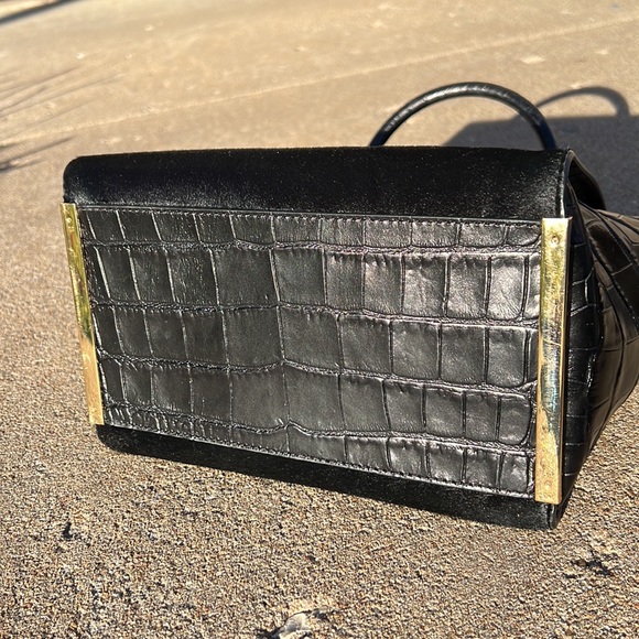 EUC Michael Kors Lana embossed tote, black - Picture 6 of 8